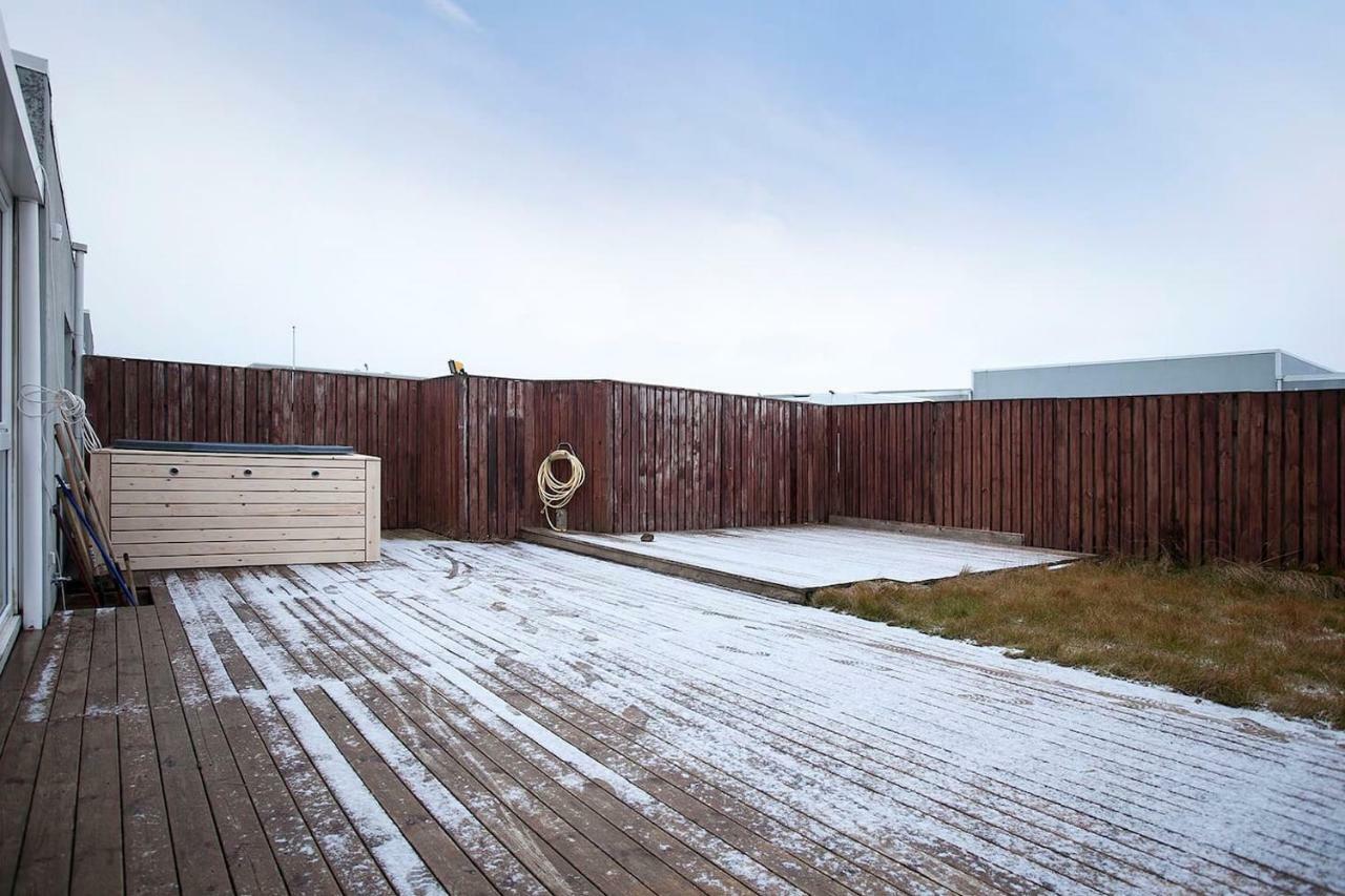 Cozy 3 Bedroom House Near The Blue Lagoon Njarthvik Exterior foto